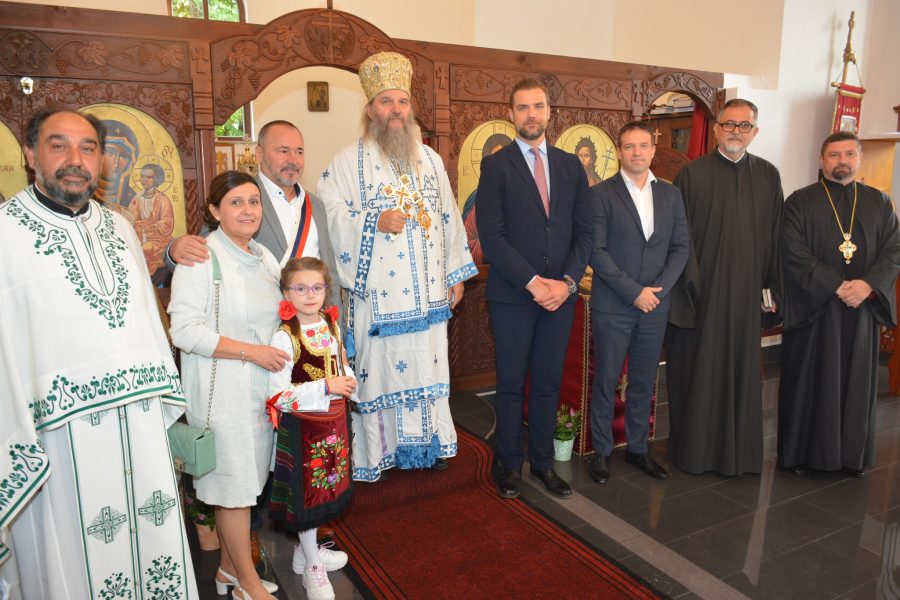 Српска православна парохија и храм у Салфелдену прославили крсну славу